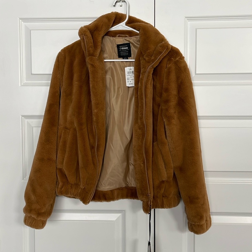 Ci Sono faux fur jacket. Brand new with tags size medium